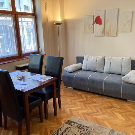 Halkoz Apartment Дебрецен Экстерьер фото