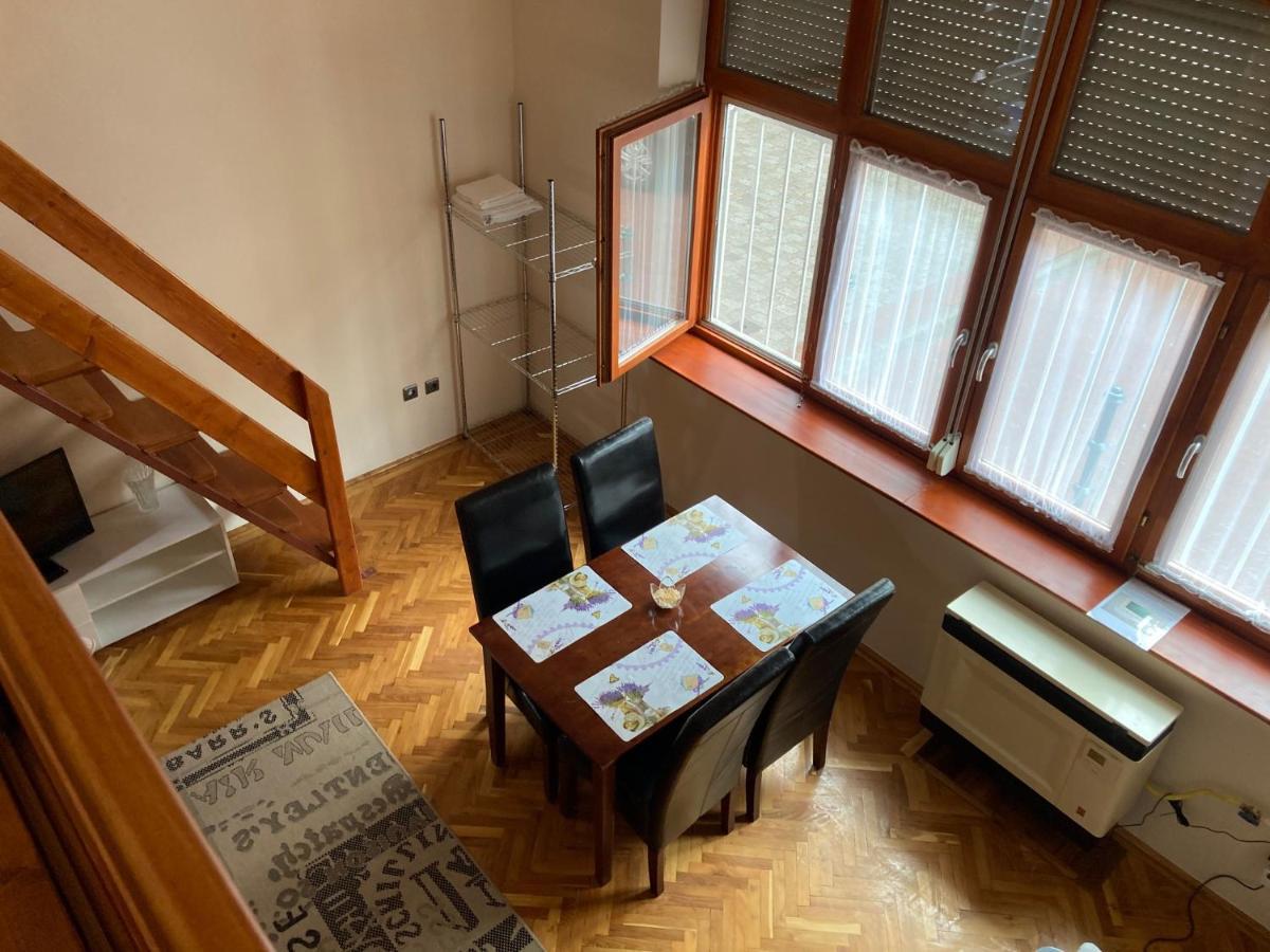Halkoz Apartment Дебрецен Экстерьер фото